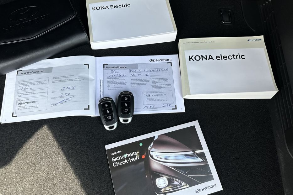 Продам Hyundai Kona Premium 100KW 2020 года в Киеве