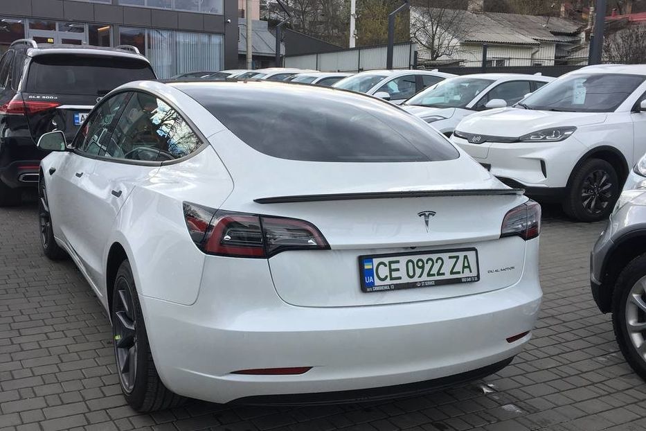 Продам Tesla Model 3 Long Range 2022 года в Черновцах