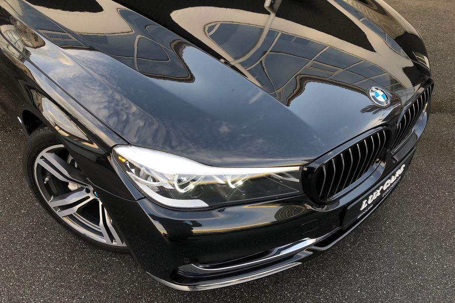 Продам BMW 740 i Long 2018 года в Киеве