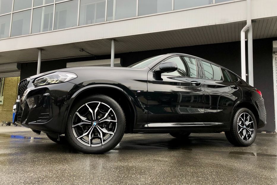 Продам BMW X4 20i xDrive M-package NEW 2022 года в Киеве