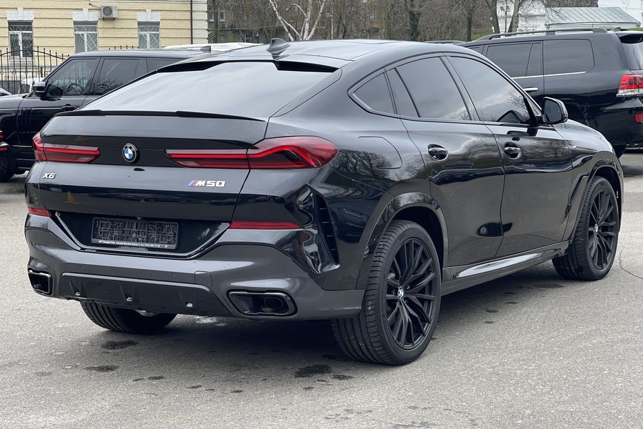 Продам BMW X6 M 50 D 2020 года в Киеве
