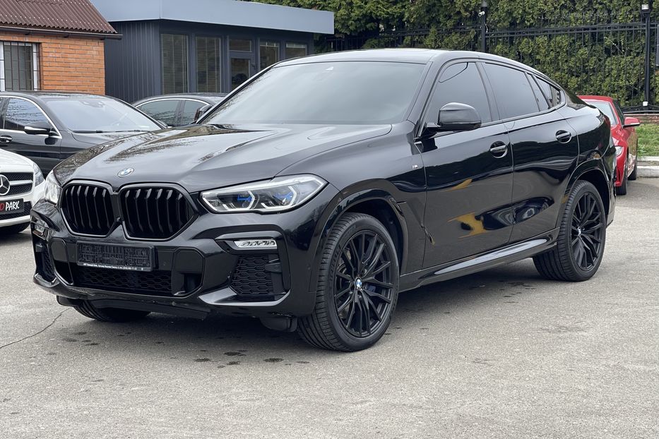 Продам BMW X6 M 50 D 2020 года в Киеве