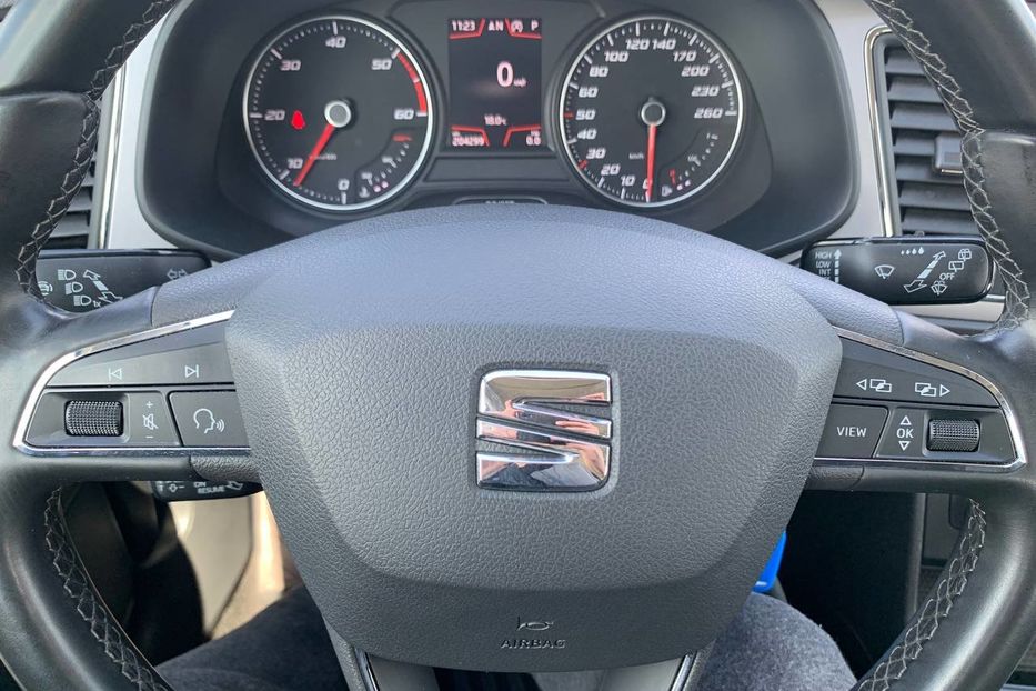 Продам Seat Leon 1.6 TDI 85 kW LED 2019 года в Львове