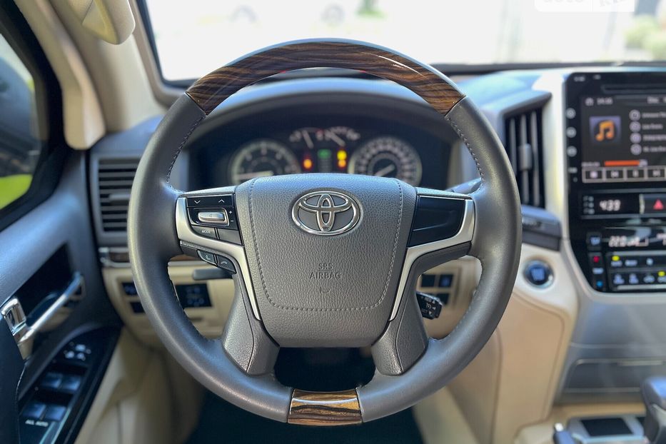 Продам Toyota Land Cruiser 200 Guard B6 2019 года в Одессе