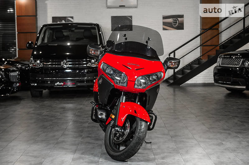 Продам Honda Gold Wing GL 1800 Gold Wing 2012 года в Одессе