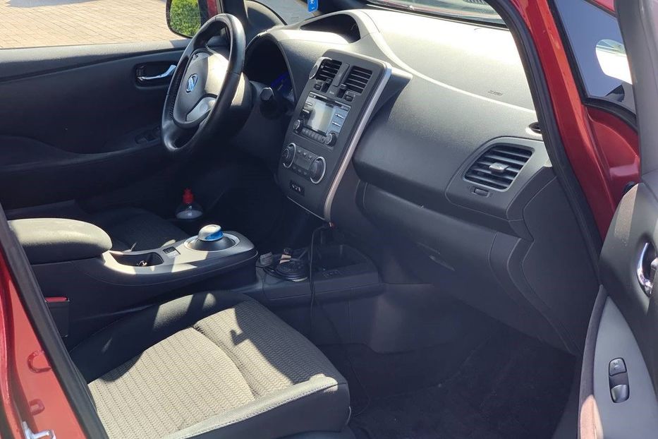 Продам Nissan Leaf S 2013 года в Одессе