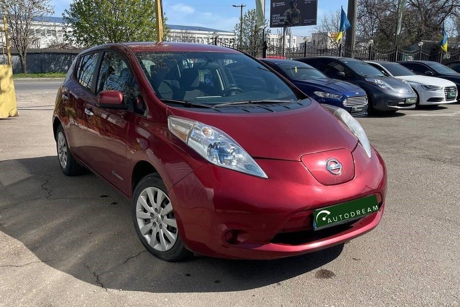 Продам Nissan Leaf S 2013 года в Одессе