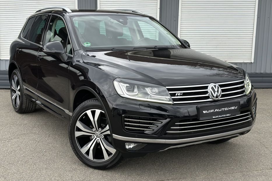 Продам Volkswagen Touareg R Line EXECUTIVE  2017 года в Киеве