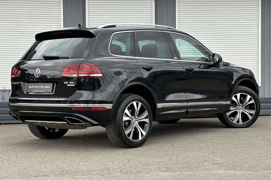 Продам Volkswagen Touareg R Line EXECUTIVE  2017 года в Киеве