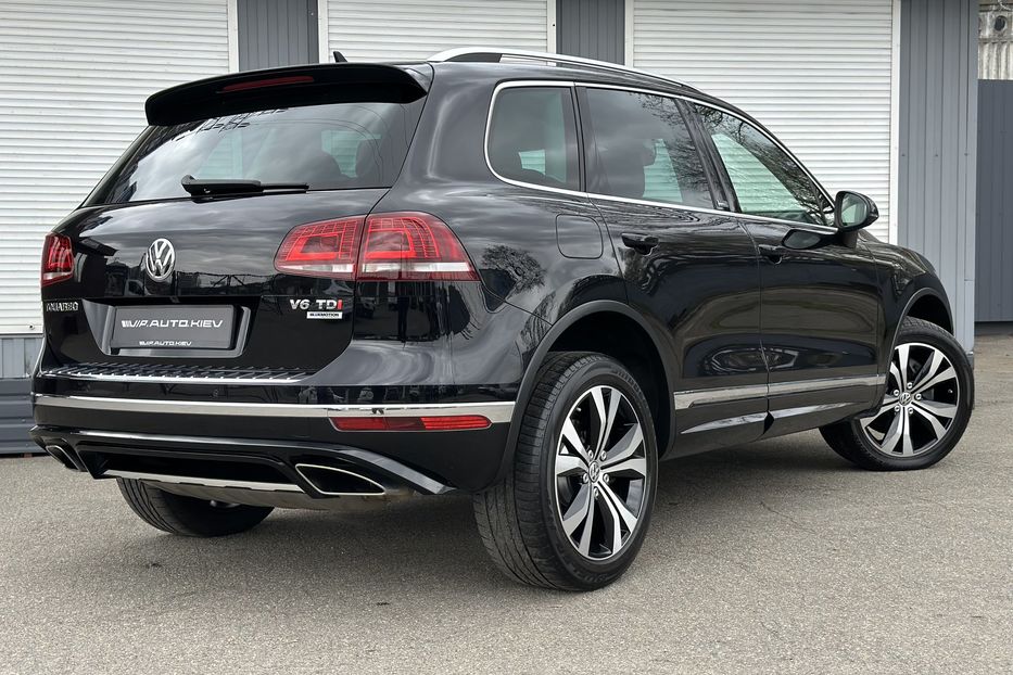 Продам Volkswagen Touareg R Line EXECUTIVE  2017 года в Киеве