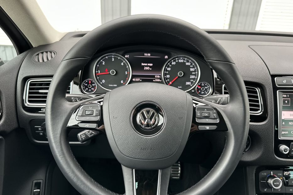 Продам Volkswagen Touareg R Line EXECUTIVE  2017 года в Киеве