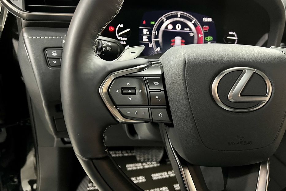 Продам Lexus LX 570 Lx 500d Direct shift Awd 2022 года в Киеве