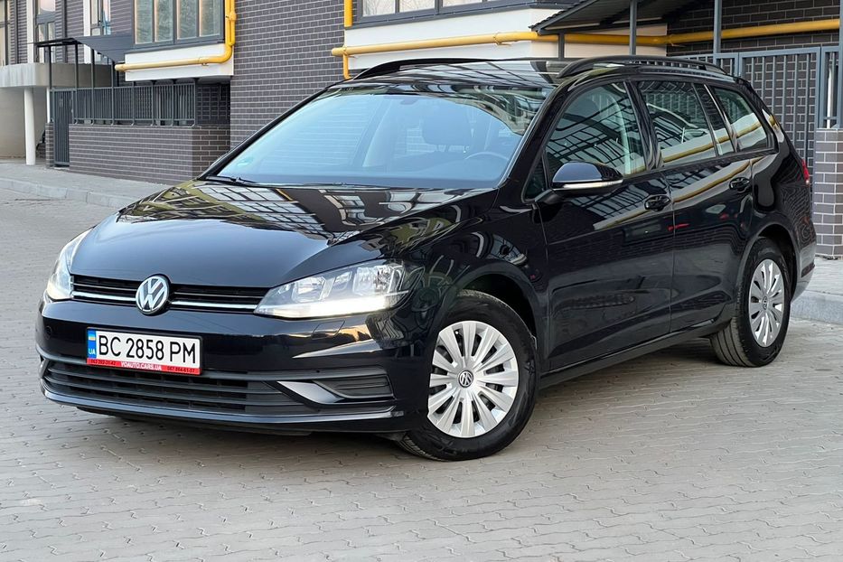 Продам Volkswagen Golf VII ЗАРЕЗЕРВОВАНО 2018 года в Львове