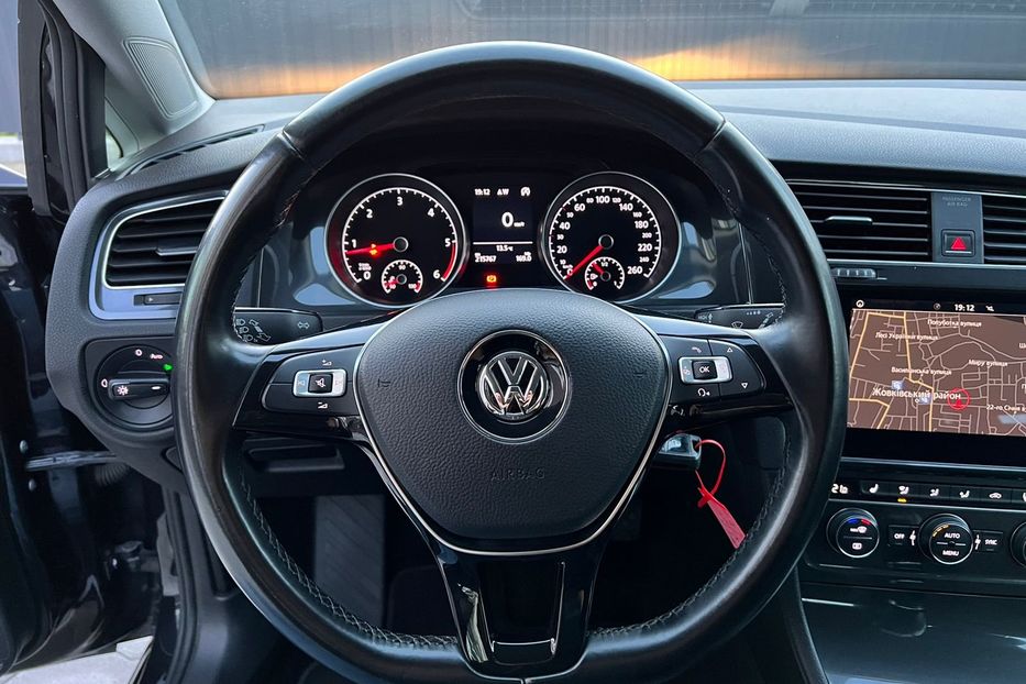 Продам Volkswagen Golf VII ЗАРЕЗЕРВОВАНО 2018 года в Львове