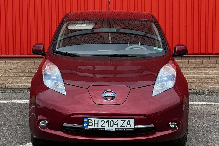 Продам Nissan Leaf 31 kw 2011 года в Одессе