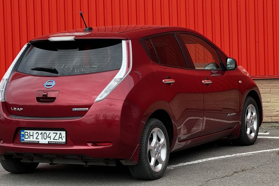 Продам Nissan Leaf 31 kw 2011 года в Одессе