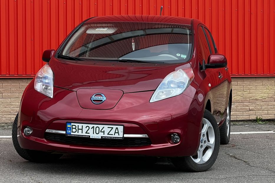 Продам Nissan Leaf 31 kw 2011 года в Одессе