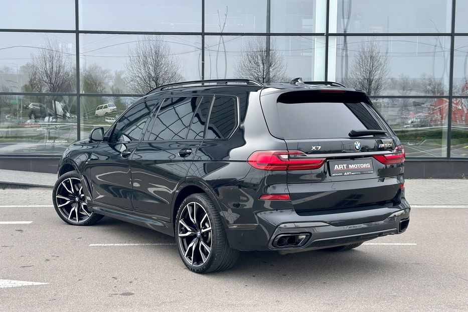 Продам BMW X7 M50I 2021 года в Киеве