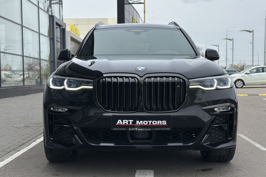 Продам BMW X7 M50I 2021 года в Киеве