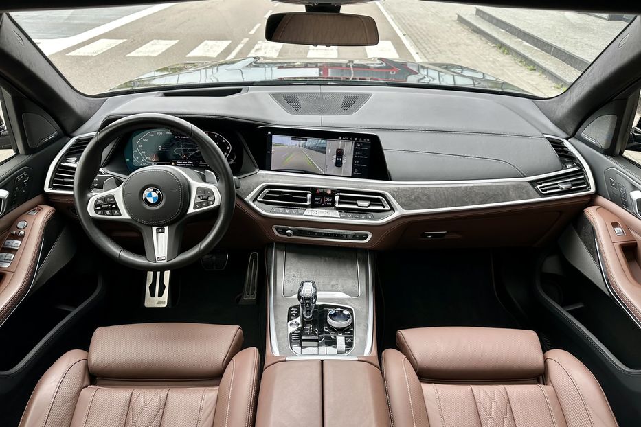 Продам BMW X7 M50I 2021 года в Киеве