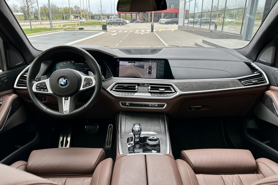 Продам BMW X7 M50I 2021 года в Киеве