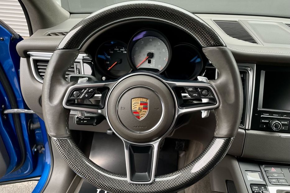 Продам Porsche Macan S 2014 года в Киеве