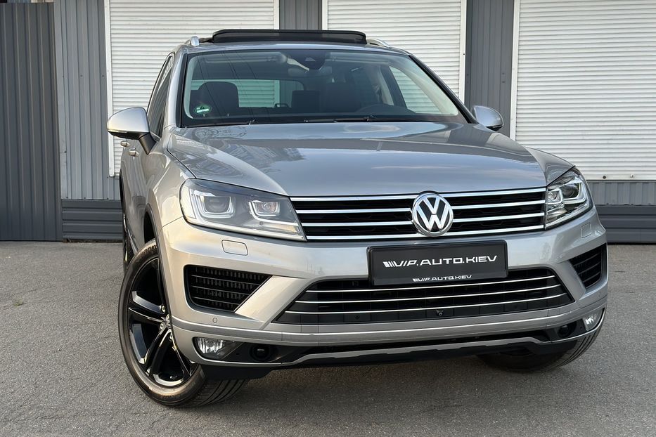 Продам Volkswagen Touareg EXECUTIVE EDITION 2018 года в Киеве