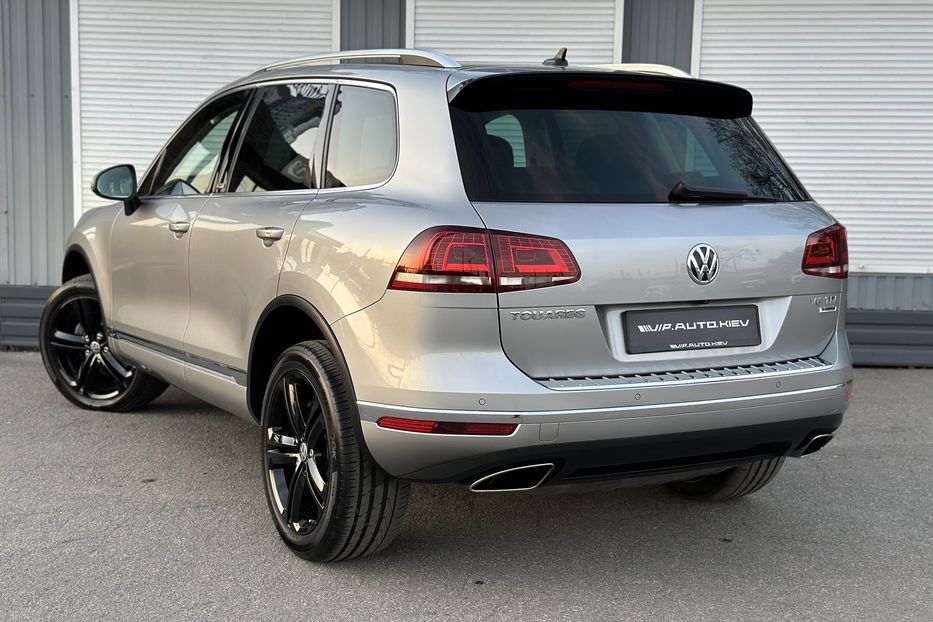 Продам Volkswagen Touareg EXECUTIVE EDITION 2018 года в Киеве