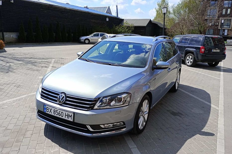 Продам Volkswagen Passat B7 Highline 103кВт 2013 года в Киеве