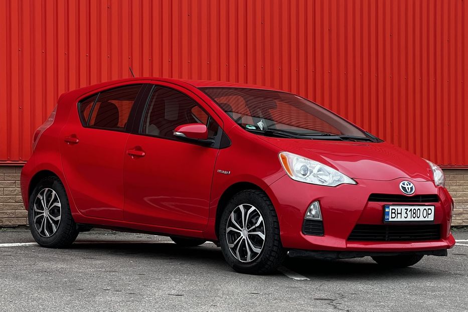 Продам Toyota Prius C 2012 года в Одессе