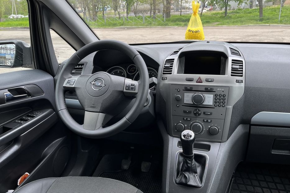 Продам Opel Zafira TDI 2007 года в Николаеве