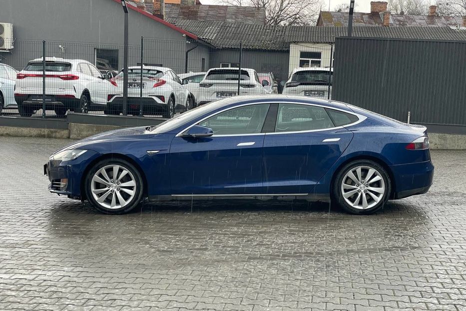 Продам Tesla Model S 70D 2015 года в Черновцах