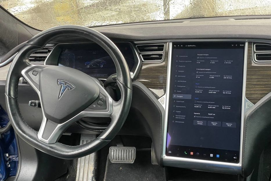 Продам Tesla Model S 70D 2015 года в Черновцах