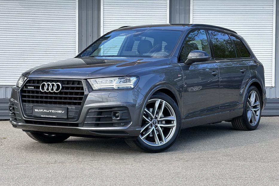 Продам Audi Q7 S Line  2019 года в Киеве