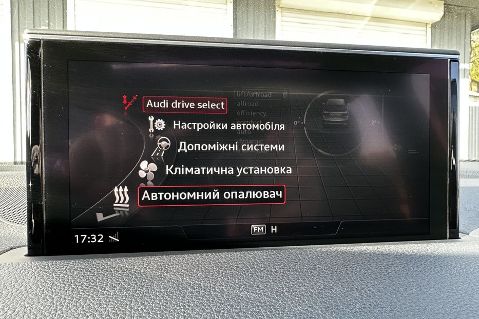 Продам Audi Q7 S Line  2019 года в Киеве