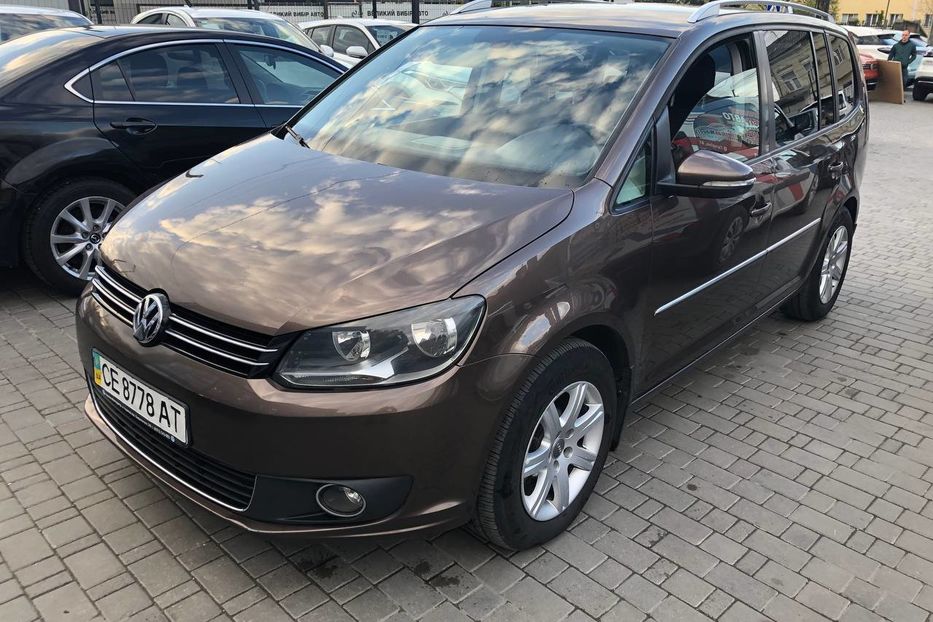 Продам Volkswagen Touran 2.0 TDI  2012 года в Черновцах