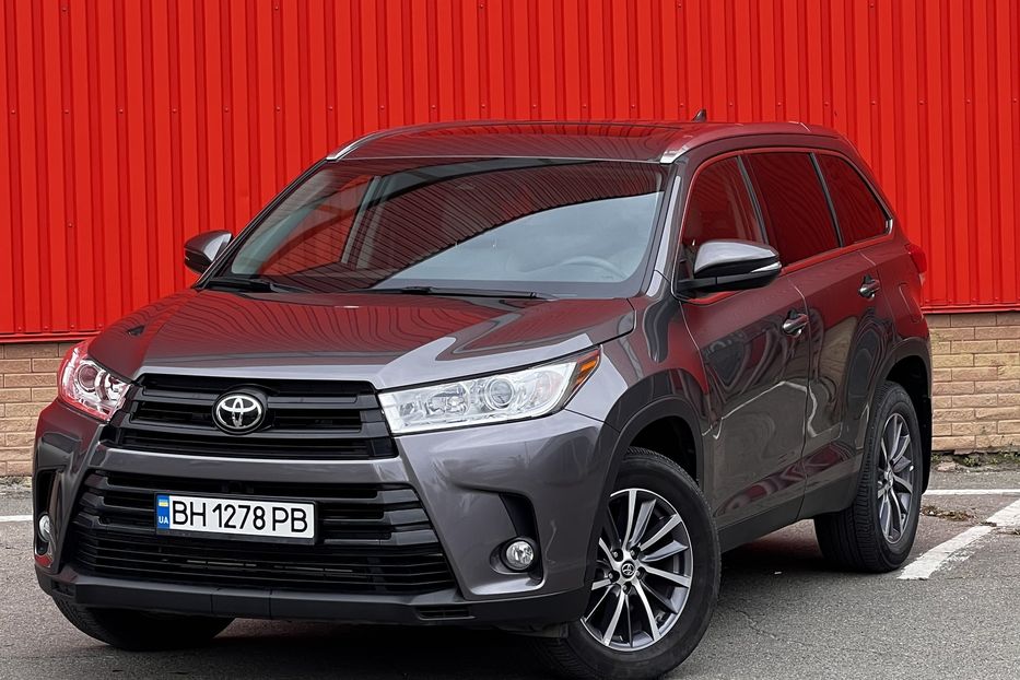 Продам Toyota Highlander AWD 2020 года в Одессе