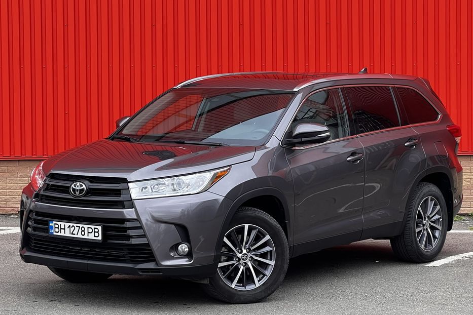 Продам Toyota Highlander AWD 2020 года в Одессе