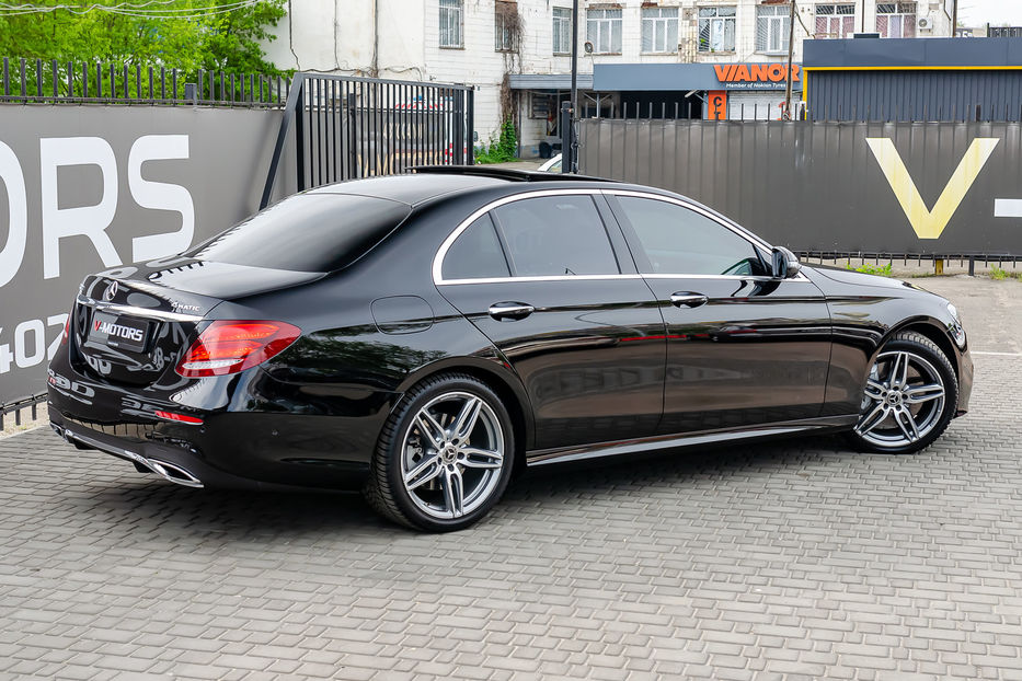 Продам Mercedes-Benz E-Class 400d 4Matic 2019 года в Киеве