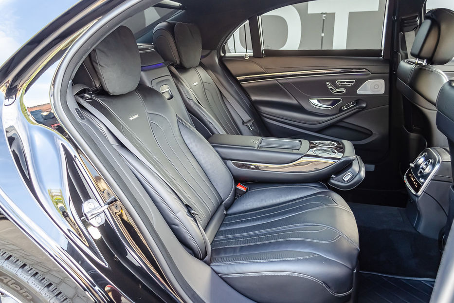 Продам Mercedes-Benz S-Class 63AMG 4Matic+ 2018 года в Киеве
