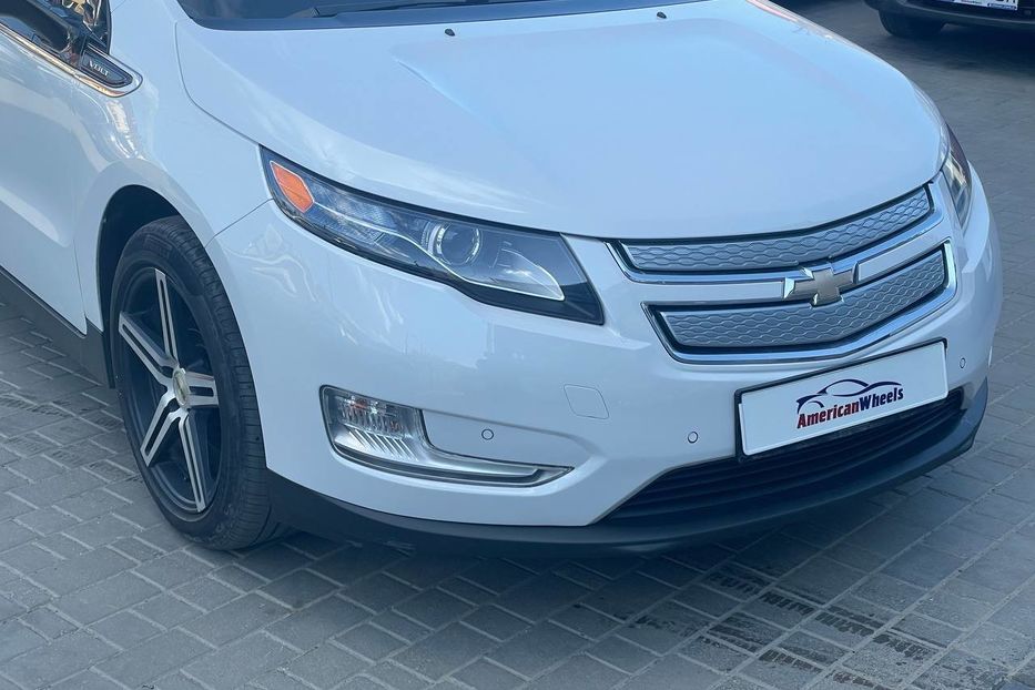 Продам Chevrolet Volt Premier Hybrid 2014 года в Черновцах