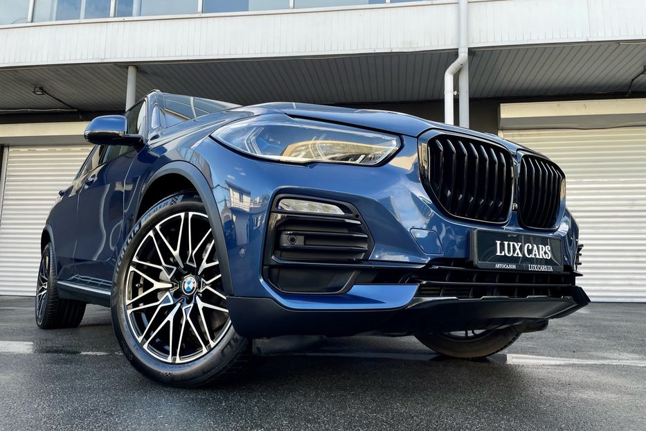 Продам BMW X5 30d 2020 года в Киеве