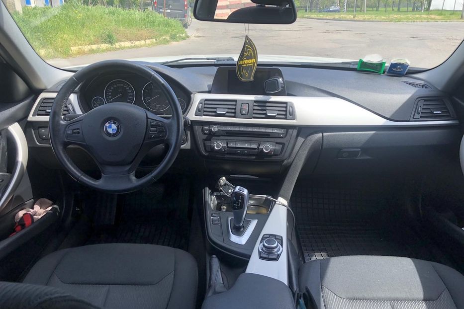 Продам BMW 318 D 2015 года в Николаеве