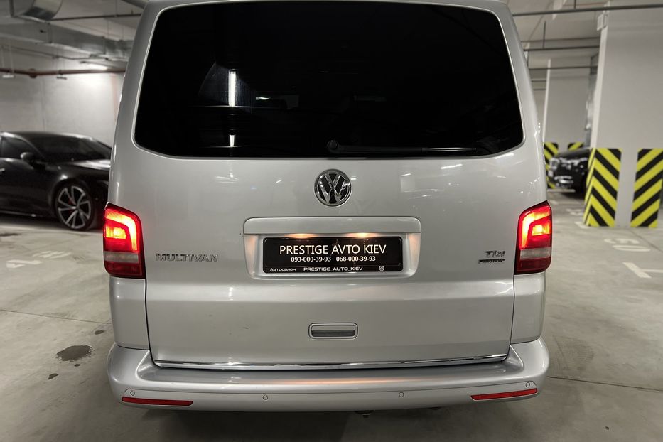 Продам Volkswagen Multivan 2012 года в Киеве