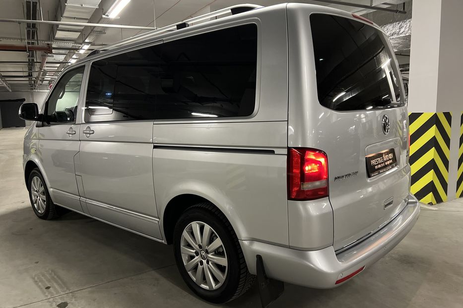 Продам Volkswagen Multivan 2012 года в Киеве