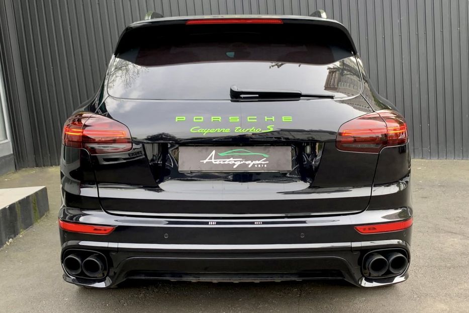 Продам Porsche Cayenne Turbo S 2015 года в Киеве