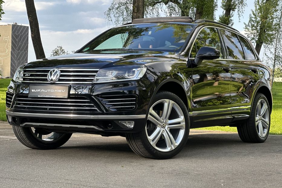 Продам Volkswagen Touareg R Line 2018 года в Киеве