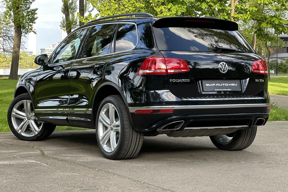 Продам Volkswagen Touareg R Line 2018 года в Киеве