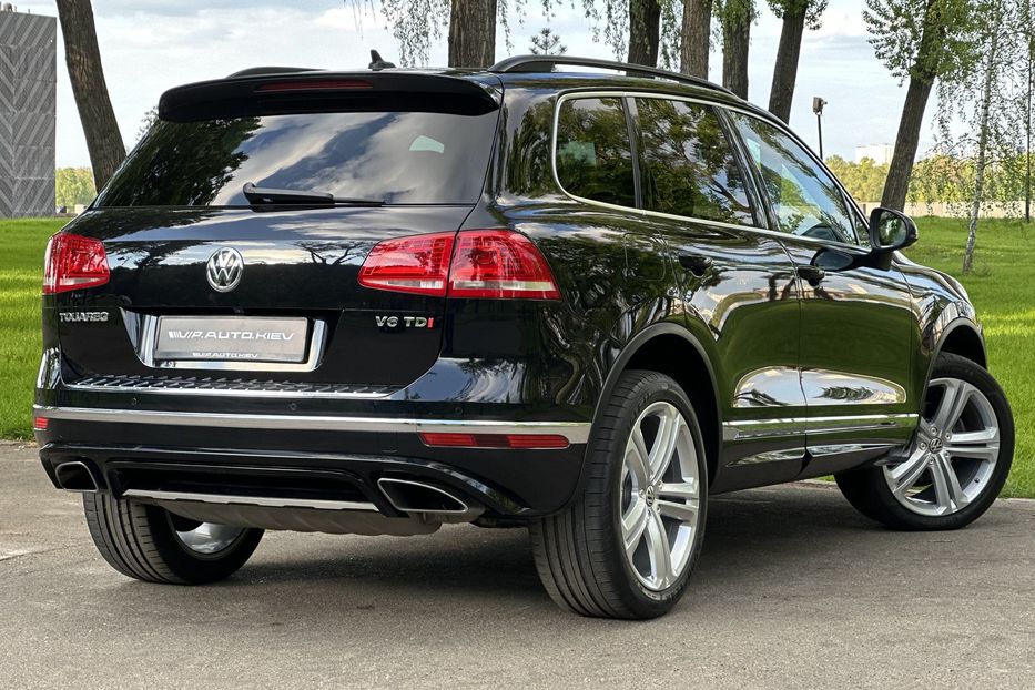 Продам Volkswagen Touareg R Line 2018 года в Киеве