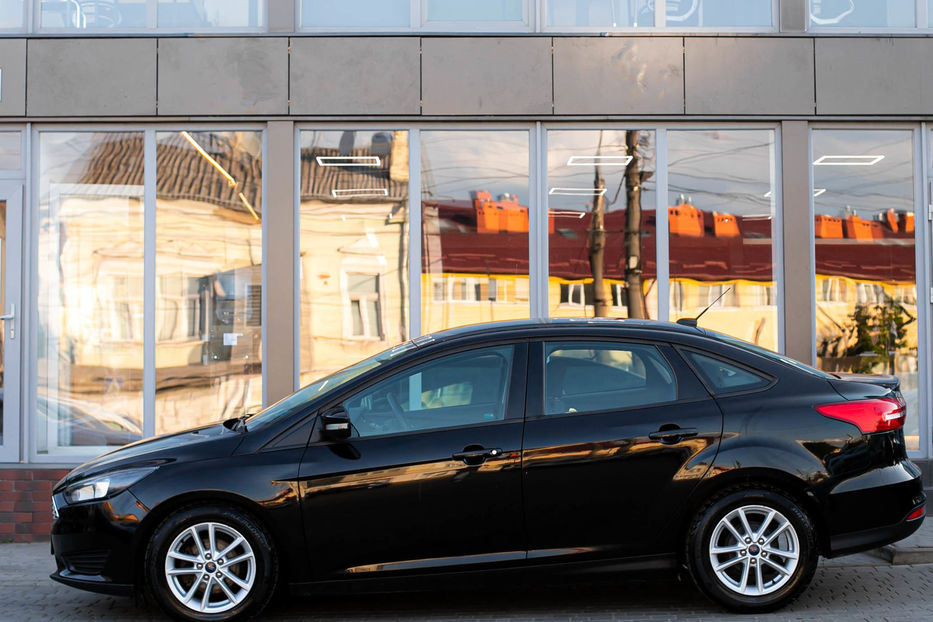 Продам Ford Focus SE 2016 года в Черновцах